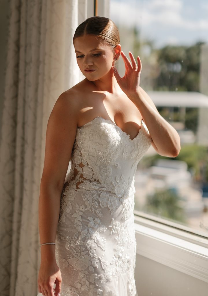 Bridal details, Isabella and Peter's wedding day